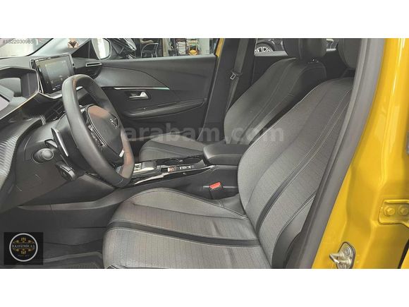 PEUGEOT 208 1.2 PURETECH ALLURE SELECTİON EAT8
