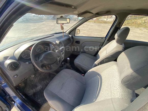 Galeriden Dacia Logan 1.6 Laureate 2006 Model Kars
