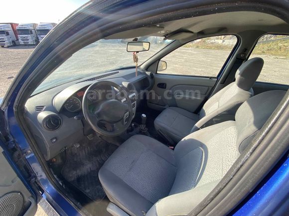 Galeriden Dacia Logan 1.6 Laureate 2006 Model Kars