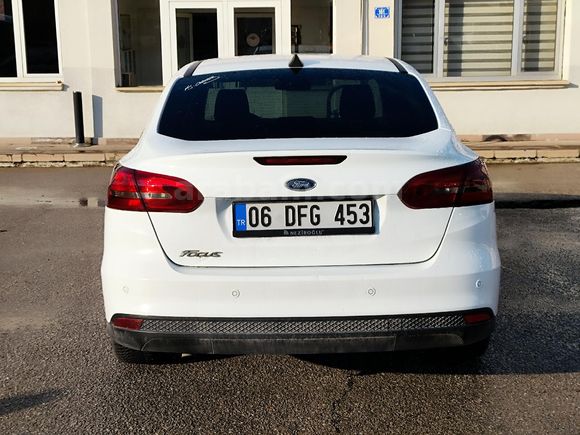 Sahibinden Ford Focus 1.5 TDCi Titanium 2017 Model Ankara 167.500 km Beyaz