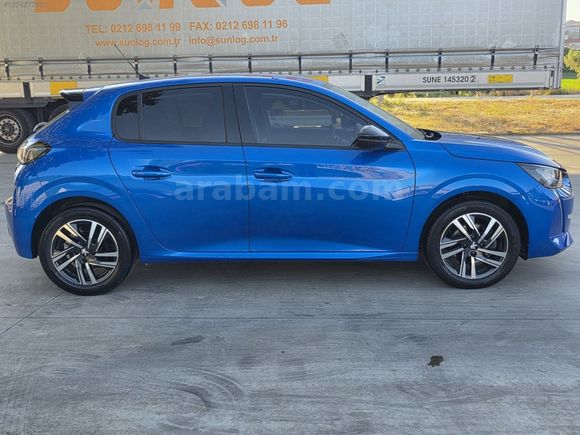 AKBAŞ OTOMOTİV'DEN 208 HATASIZ 7 BİN KM DE ALLURE SELECTİON2022