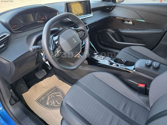 AKBAŞ OTOMOTİV'DEN 208 HATASIZ 7 BİN KM DE ALLURE SELECTİON2022