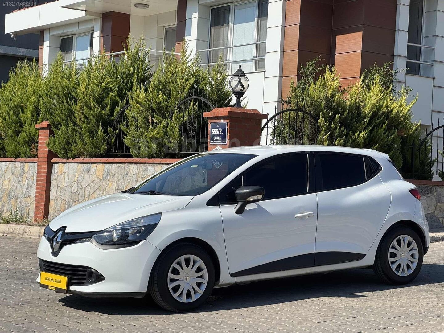 Galeriden Renault Clio 1.5 dCi Joy 2016 Model İzmir 268.000 km Beyaz 7