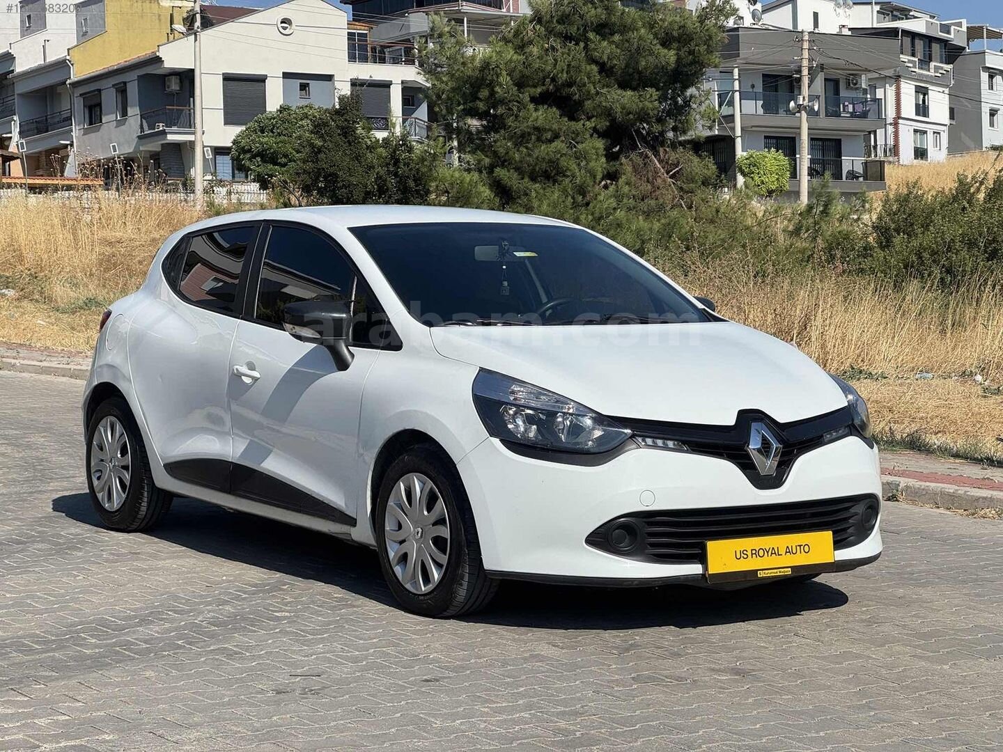 Galeriden Renault Clio 1.5 dCi Joy 2016 Model İzmir 268.000 km Beyaz 4