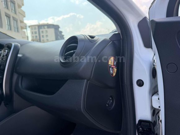 " CEYLAN " 2017 RENAULT CLİO HATASIZ BOYASIZ DEĞİŞENSİZ 1.5 DCİ