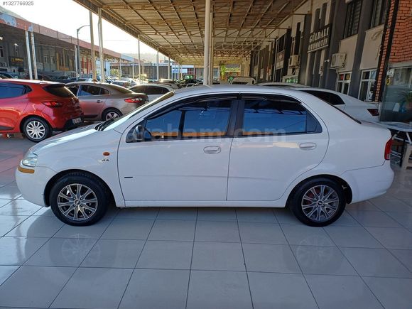 GÜLDALI'DAN 2005 MODEL 1.4 16VALF KLİMALI LPGLİ KALOS
