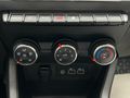 2024 CLİO EVOLOUTİON OTOMATİK SERVİS BKMLI GARANTİLİ -79,000 KM-