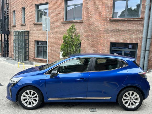 2024 CLİO EVOLOUTİON OTOMATİK SERVİS BKMLI GARANTİLİ -79,000 KM-
