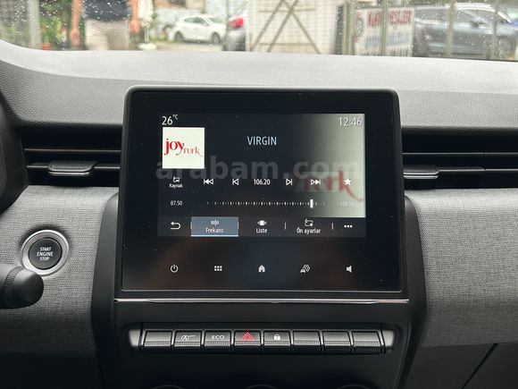 2024 CLİO EVOLOUTİON OTOMATİK SERVİS BKMLI GARANTİLİ -79,000 KM-