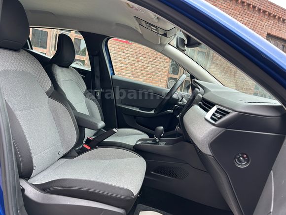 2024 CLİO EVOLOUTİON OTOMATİK SERVİS BKMLI GARANTİLİ -79,000 KM-