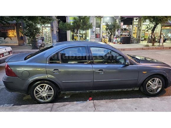 Sahibinden Ford Mondeo 2.0 Ghia 2002 Model