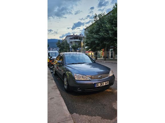 Sahibinden Ford Mondeo 2.0 Ghia 2002 Model