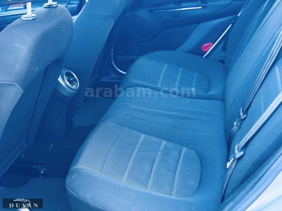 2011 MODEL 155 BİN KM DE DEĞİŞENSİZ 1 PARÇA LOKAL
