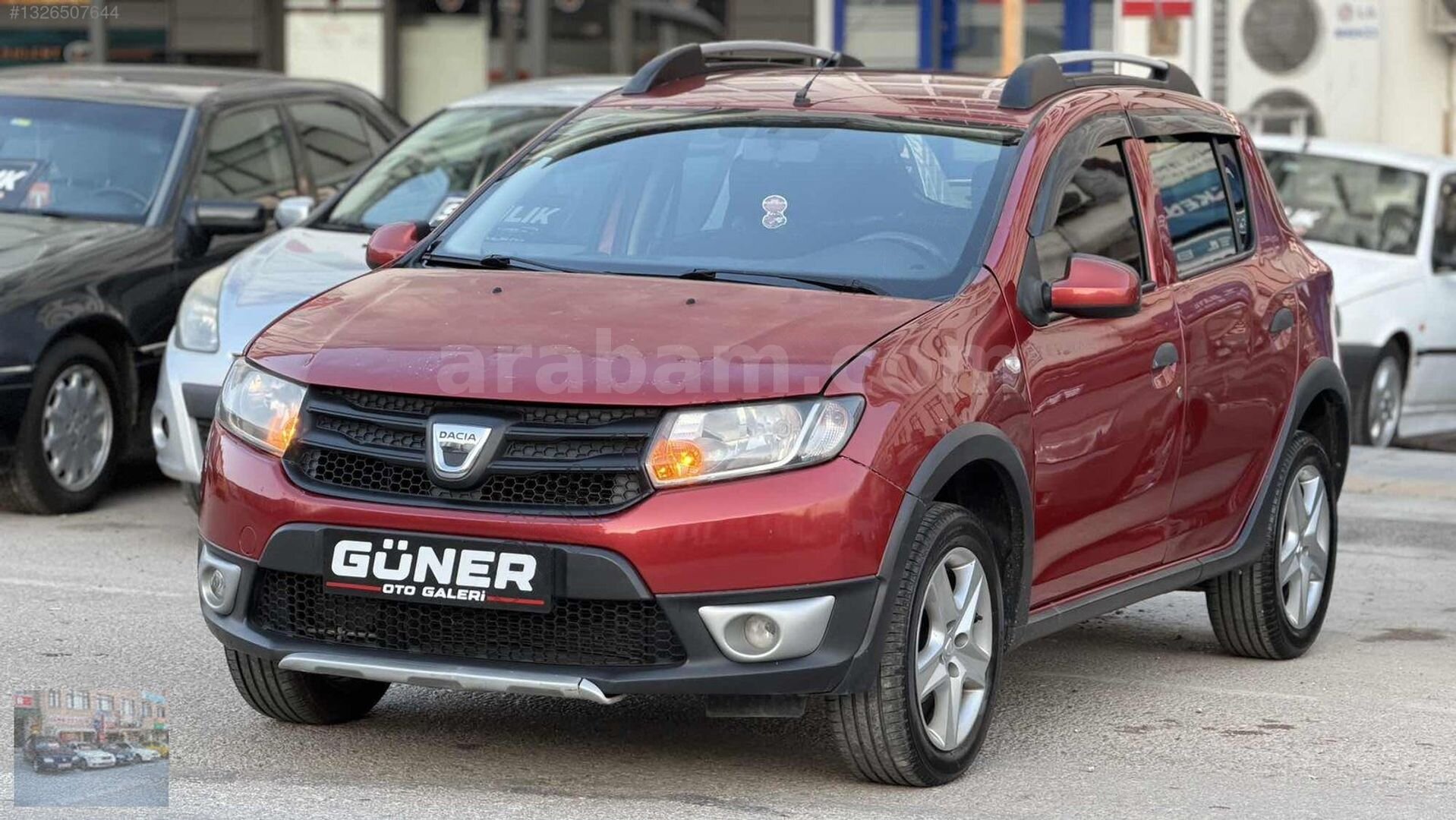 Galeriden Dacia Sandero 0.9 TCe Stepway Ambiance 2014 Model Ankara 200.000 km Kırmızı 1