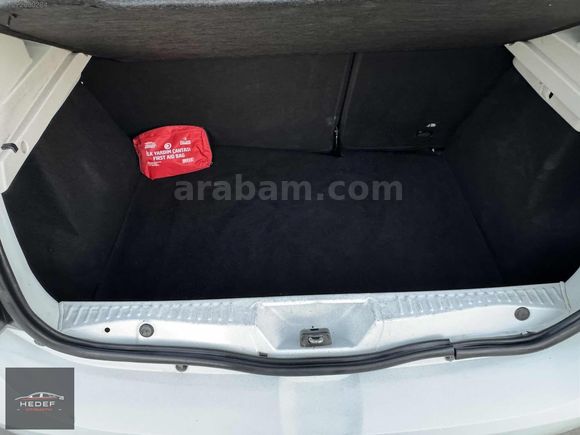 HEDEF OTOMOTİV'DEN LED'Lİ FBRKSYN LPG'Lİ STEPWAY 0.9TCE