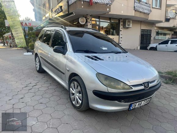 PEJO 206 1.4 DİZEL KLİMA Lİ AİLE ARACI