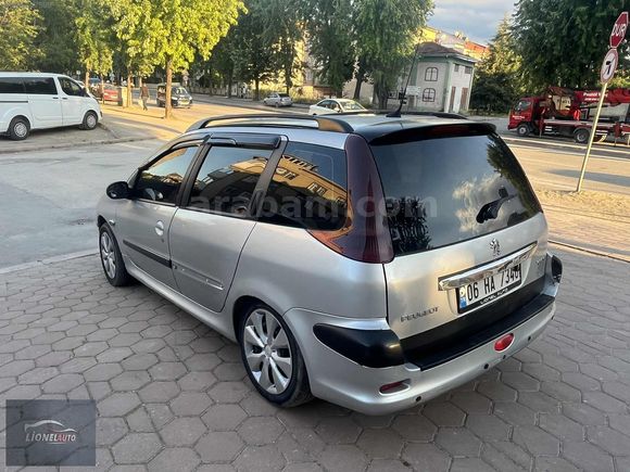 PEJO 206 1.4 DİZEL KLİMA Lİ AİLE ARACI