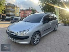 PEJO 206 1.4 DİZEL KLİMA Lİ AİLE ARACI