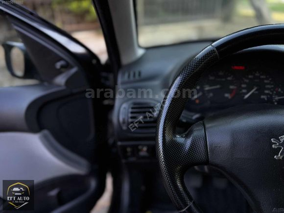 EFT AUTO'DAN PEUGEOT 206 TEMİZ ARAÇ