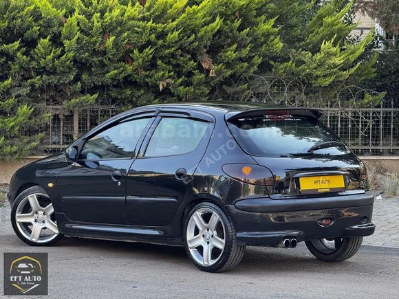 EFT AUTO'DAN PEUGEOT 206 TEMİZ ARAÇ