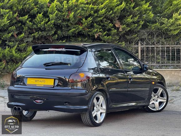 EFT AUTO'DAN PEUGEOT 206 TEMİZ ARAÇ