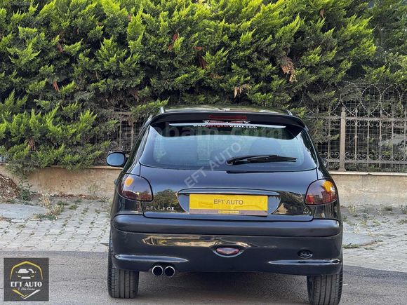 EFT AUTO'DAN PEUGEOT 206 TEMİZ ARAÇ