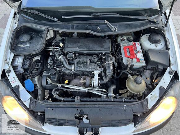 2003 MODEL KLİMALI SIFIR MOTOR FUL BAKIMLI 206