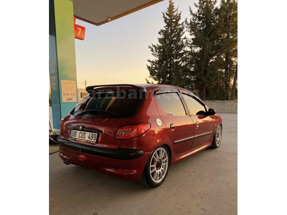 Sahibinden Peugeot 206 1.6 XT 2001 Model 