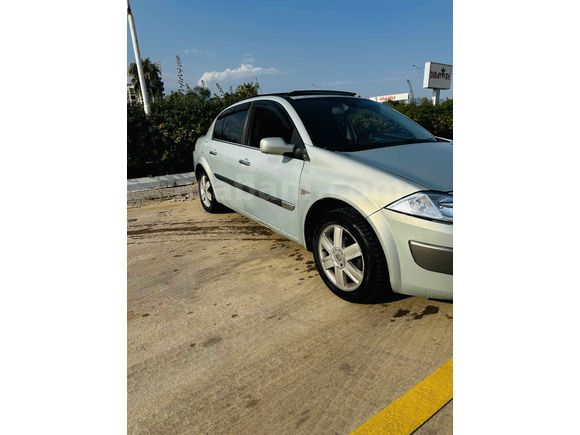 Sahibinden değişensiz Renault Megane 1.6 Privilege 2004 Model 