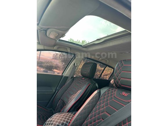Sahibinden değişensiz Renault Megane 1.6 Privilege 2004 Model 