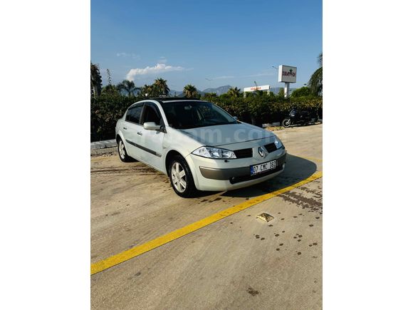 Sahibinden değişensiz Renault Megane 1.6 Privilege 2004 Model 