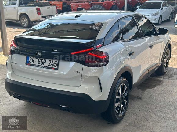 -S GARAGE-2022-CİTROEN-C4-FEEL BOLD-20.000 KM-