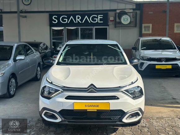 -S GARAGE-2022-CİTROEN-C4-FEEL BOLD-20.000 KM-
