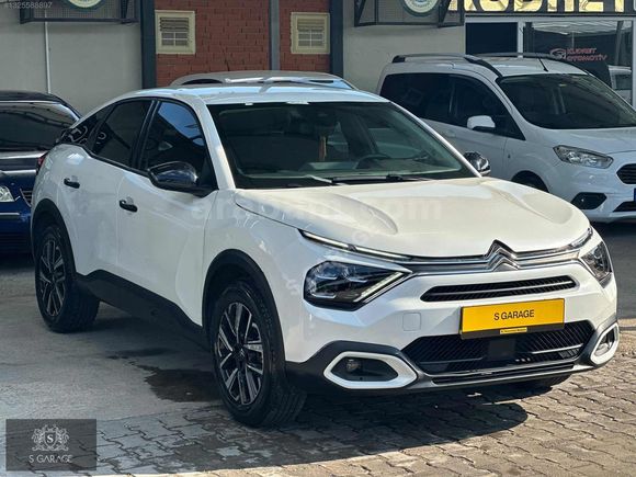 -S GARAGE-2022-CİTROEN-C4-FEEL BOLD-20.000 KM-