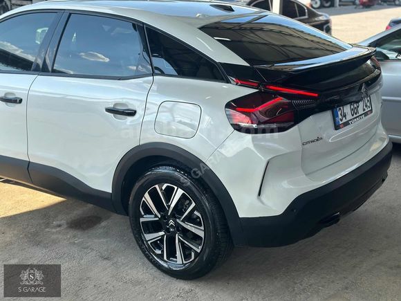 -S GARAGE-2022-CİTROEN-C4-FEEL BOLD-20.000 KM-