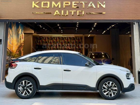 C4 1.2 PURETECH FEEL BOLD EAT8 BOYASIZ SERVS BAKM GERİ GÖRÜŞ