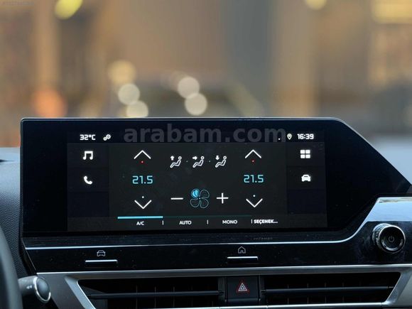 C4 1.2 PURETECH FEEL BOLD EAT8 BOYASIZ SERVS BAKM GERİ GÖRÜŞ