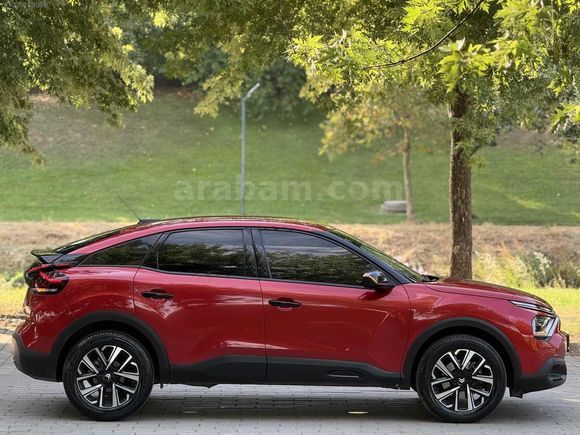 2023 CİTROEN C4 FEEL BOLD BOYASIZ SÖZÜNERİ GÜVENCESİYLE