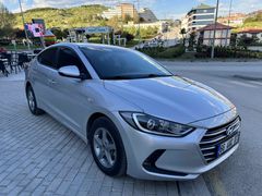 Sahibinden Hyundai Elantra 1.6 D-CVVT Style 2017 Model  88.000 km Gri (metalik)