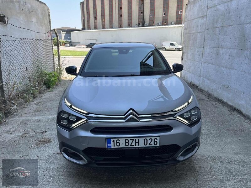 Galeriden Citroen C4 1.2 PureTech Shine 2023 Model Bursa 35.500 km Gri