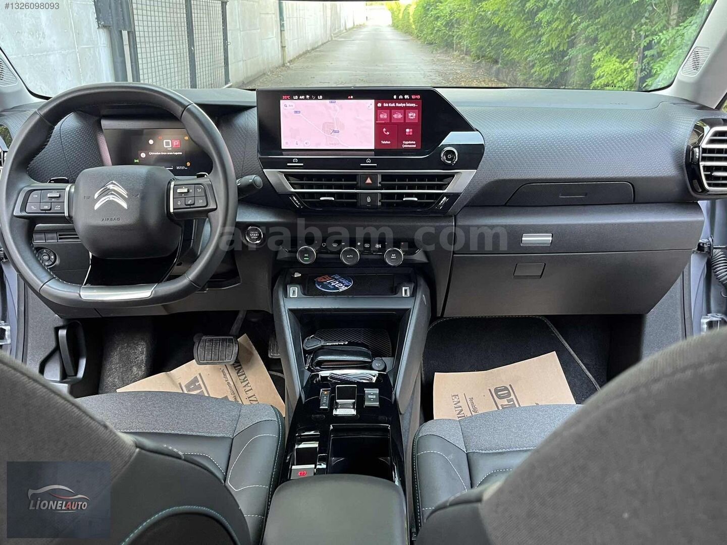 Galeriden Citroen C4 1.2 PureTech Shine 2023 Model Bursa 35.500 km Gri 6