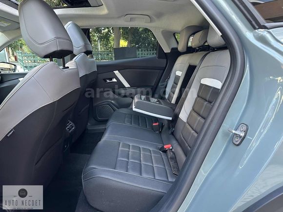 AUTO NECDET DEN CİTROEN 2025 1.2 PURETECH MAX SANRUFLU 14.KM