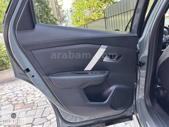 AUTO NECDET DEN CİTROEN 2025 1.2 PURETECH MAX SANRUFLU 14.KM