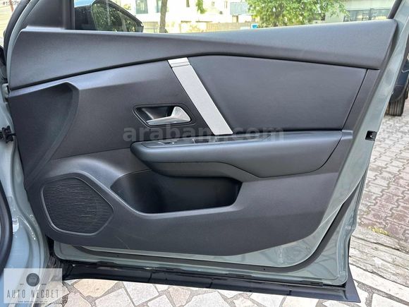 AUTO NECDET DEN CİTROEN 2025 1.2 PURETECH MAX SANRUFLU 14.KM