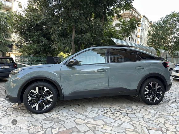 AUTO NECDET DEN CİTROEN 2025 1.2 PURETECH MAX SANRUFLU 14.KM