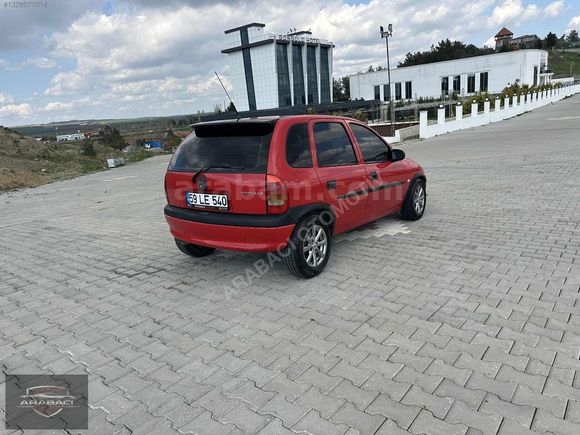 ARABACI OTOMOTİV OPEL CORSA 1.4 BENZİN KLİMALI