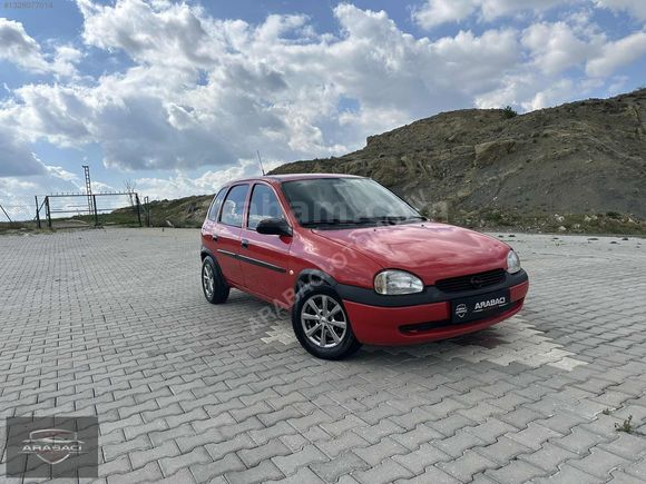 ARABACI OTOMOTİV OPEL CORSA 1.4 BENZİN KLİMALI