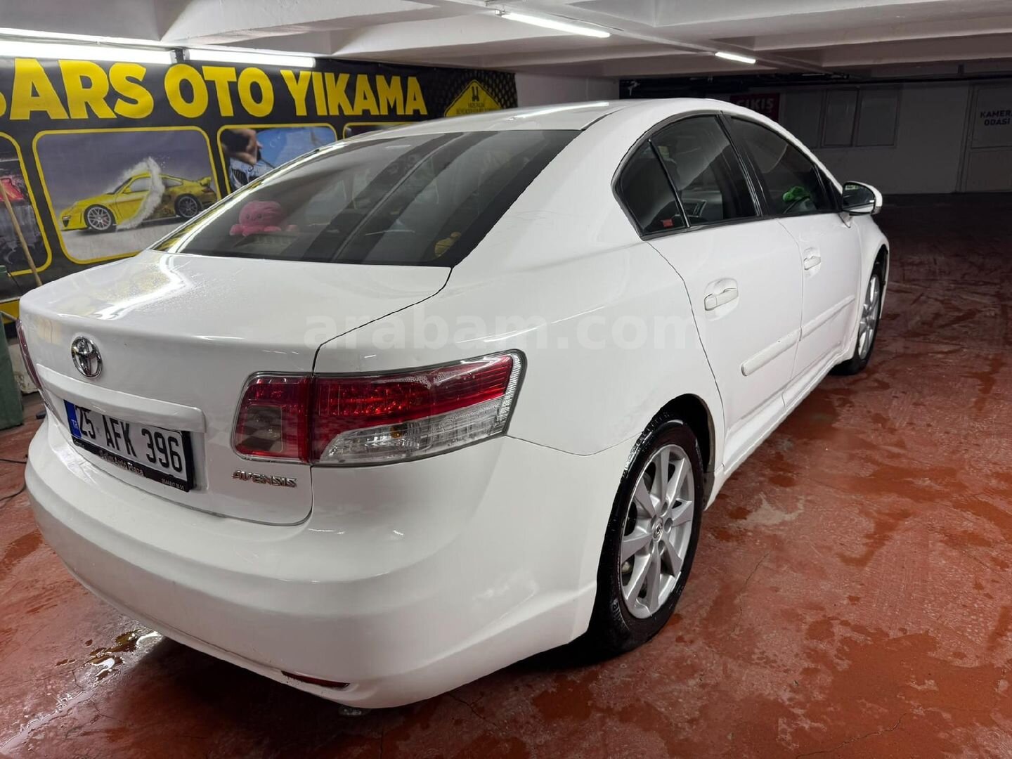 Sahibinden Toyota Avensis 1.6 Elegant 2010 Model Erzurum 365.000 km Beyaz 1
