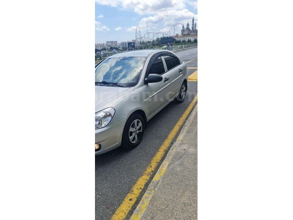 Sahibinden Hyundai Accent Era 1.5 CRDi Mode 2012 Model İstanbul