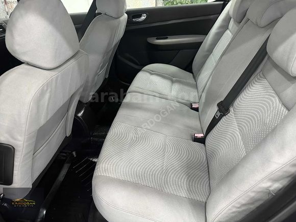2005 MODEL//1.6 XT SUNROOF//165.000KM